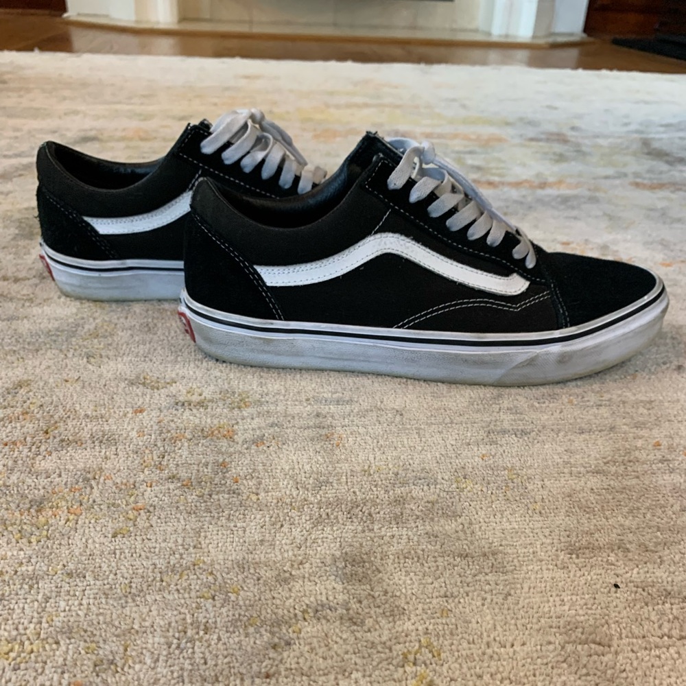 Old Skool black mens Vans size 10